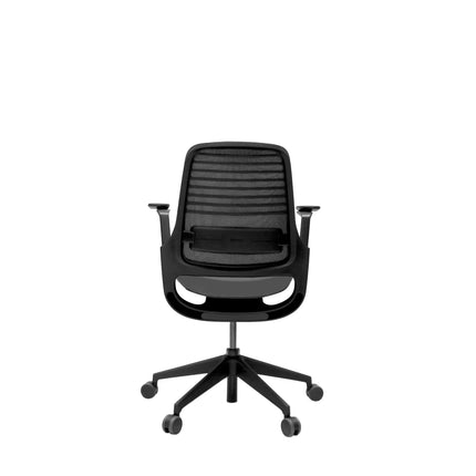 Silla con brazos ajustables Steelcase Series 1, para mayor comodidad durante el trabajo